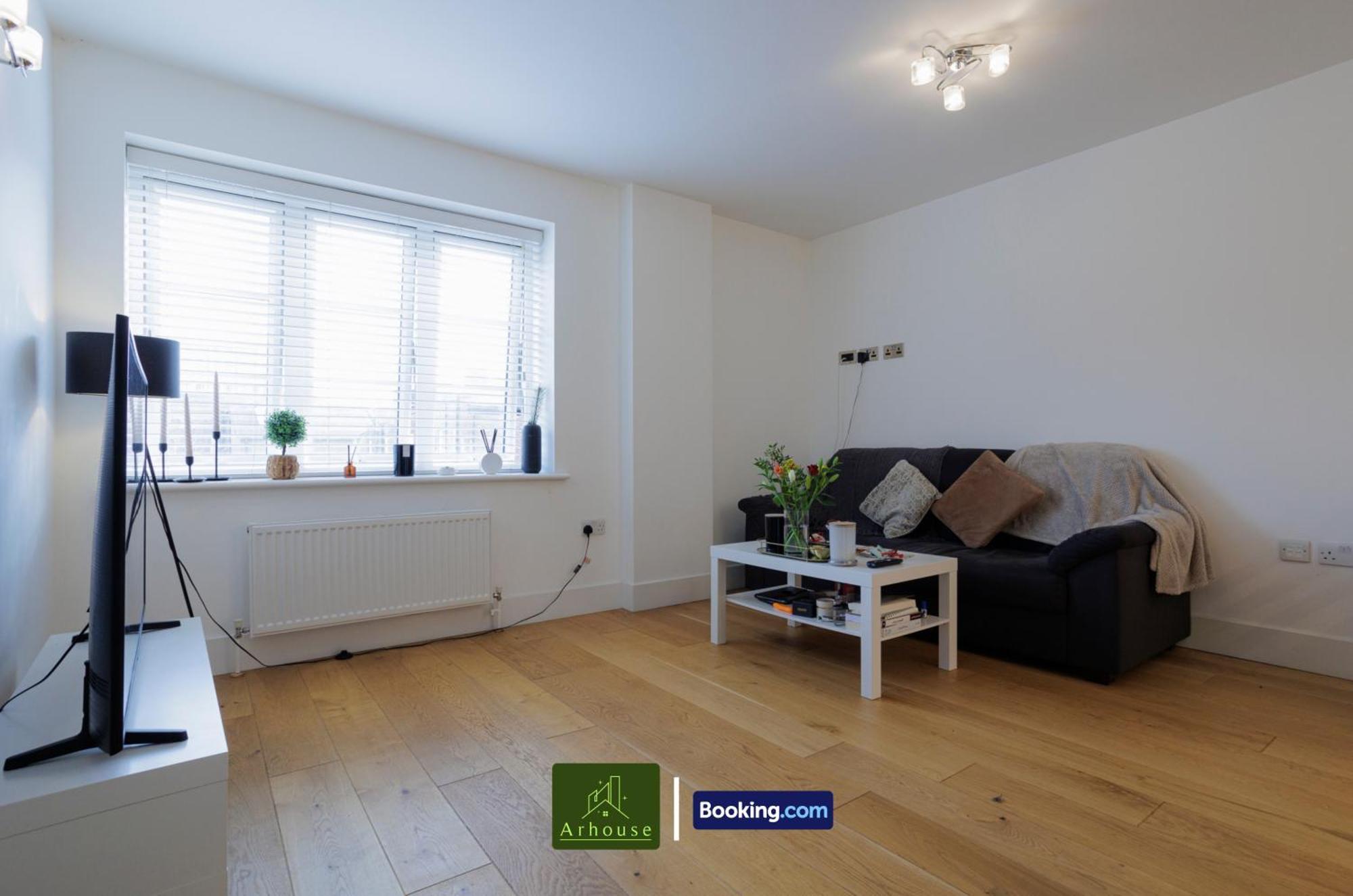 One Bedroom Apartment By Arhouse Apartments Short Lets & Serviced Accommodation Kingston With Free Wifi Kingston upon Thames  Ngoại thất bức ảnh